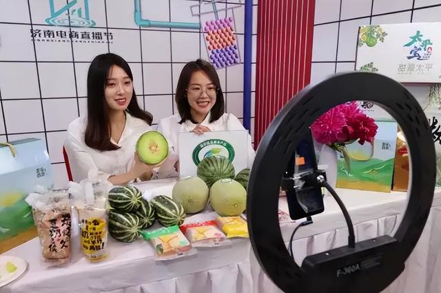 抖音怎么直播帶貨賣東西，抖音怎么直播帶貨賣東西怎么賺錢？