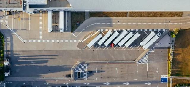 京東國際自營是正品嗎，京東國際自營是正品嗎_感覺很便宜？