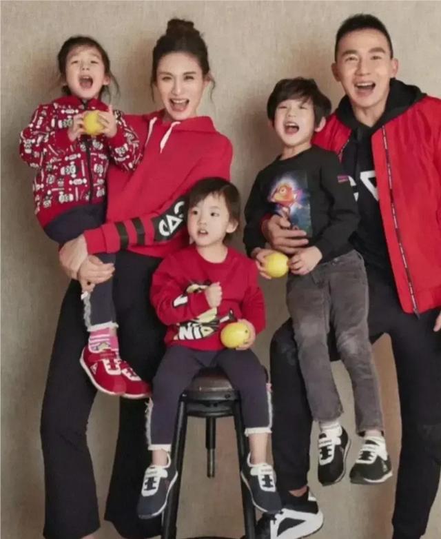 泡芙直播下載入口，下載泡芙直播平臺(tái)？