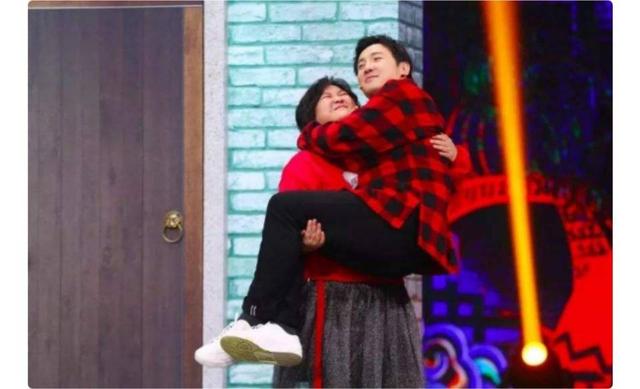 關(guān)于宋亞軒的粉絲，宋亞軒與粉絲？