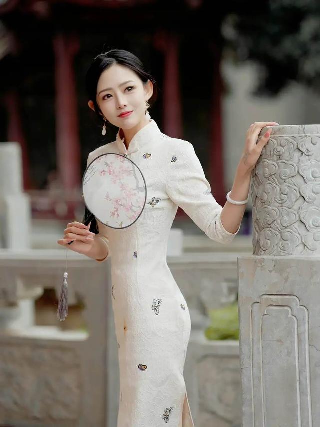 夜深人靜發(fā)朋友圈配圖真實(shí)，夜深人靜發(fā)朋友圈配圖真實(shí)一點(diǎn)？