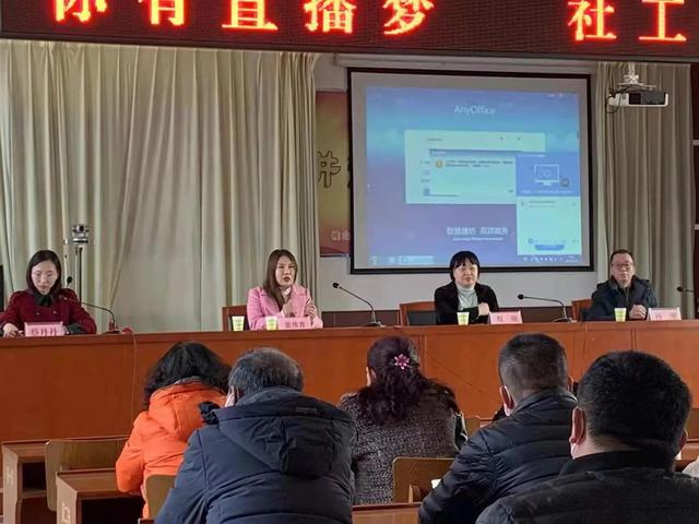 新媒體運(yùn)營(yíng)培訓(xùn)課程，新媒體運(yùn)營(yíng)培訓(xùn)課程學(xué)什么？