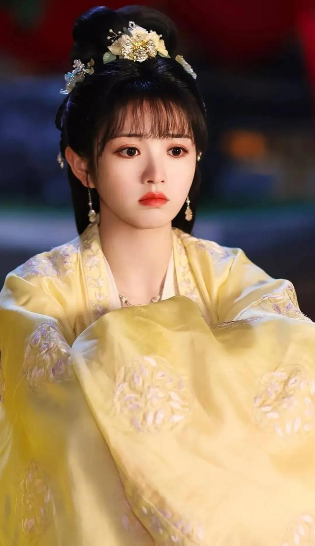 趙露思的粉絲名應(yīng)該叫什么，趙露思現(xiàn)在的粉絲名叫什么？