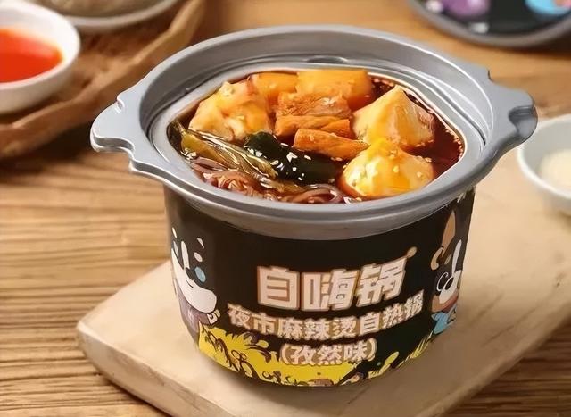 生日蛋糕發(fā)圈吸引人的句子，蛋糕發(fā)朋友圈文案短句圖片？