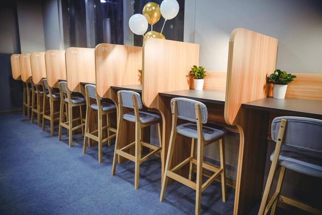 圖書館預(yù)約搶座軟件，圖書館預(yù)約占座小程序？