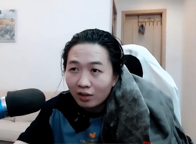 呂德華直播間有多少人，呂德華直播多少人？