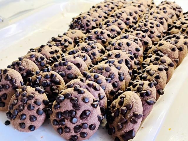 蛋糕發(fā)朋友圈文案短句，賣蛋糕發(fā)朋友圈配文字？