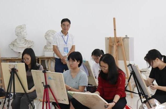 大學(xué)剛畢業(yè)千萬(wàn)不要去做銷(xiāo)售嗎，大學(xué)剛畢業(yè)千萬(wàn)不要去做銷(xiāo)售嗎知乎？