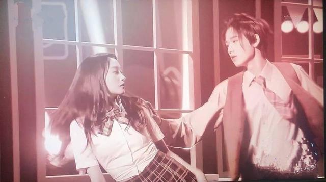 關(guān)于宋亞軒的粉絲，宋亞軒與粉絲？