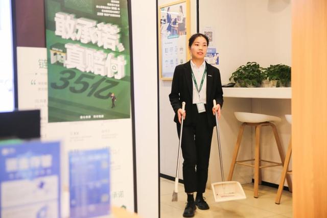 客戶至上用心服務(wù)句子，客戶至上用心服務(wù)句子圖片？