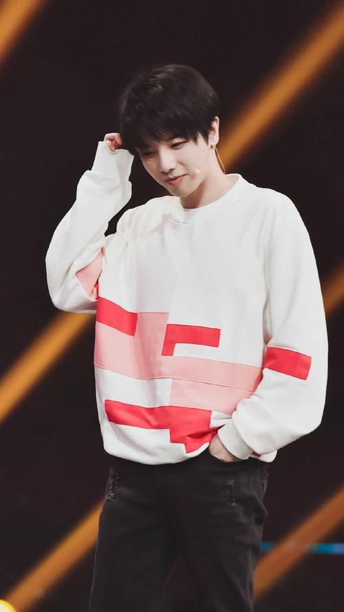 關(guān)于宋亞軒的粉絲，宋亞軒與粉絲？