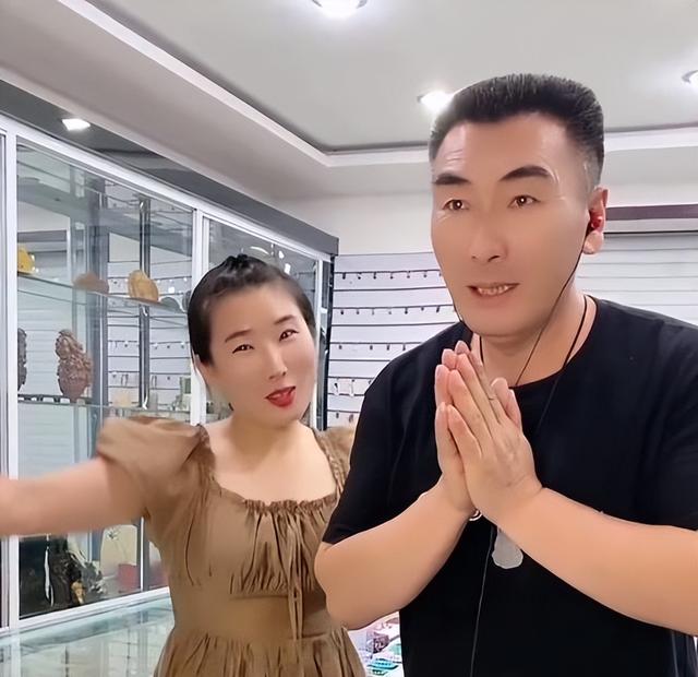 靚女直播怎么說粵語，靚女直播怎么說粵語的？