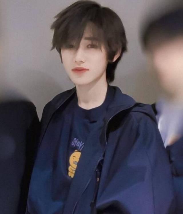 關(guān)于宋亞軒的粉絲，宋亞軒與粉絲？