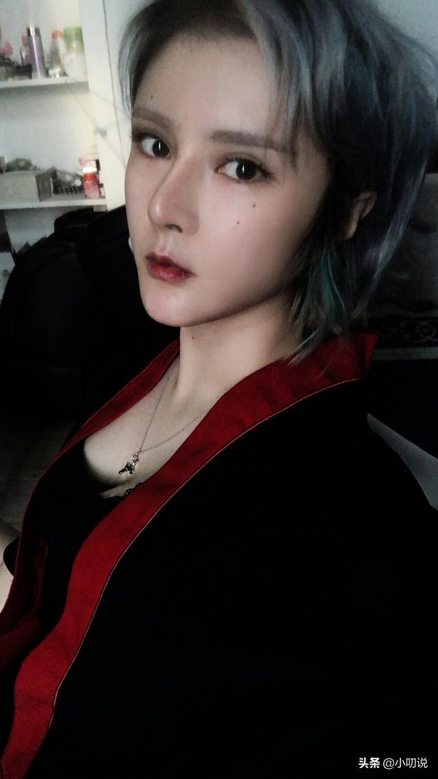 程琳非主流時代的網(wǎng)紅鼻祖，銷聲匿跡多年后重回網(wǎng)絡，離異單身