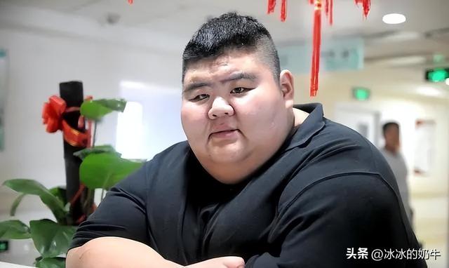 如果一個(gè)人經(jīng)?？茨愣兑糁黜摚绻粋€(gè)人經(jīng)?？茨愣兑糁黜撌鞘裁匆馑?？