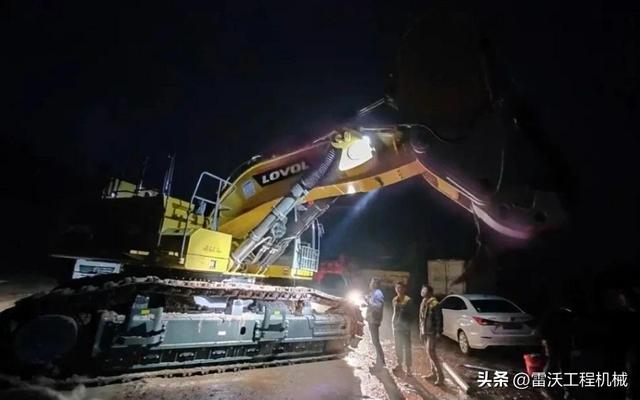 服務(wù)客戶滿意的正能量句子，服務(wù)客戶滿意的正能量句子簡短？