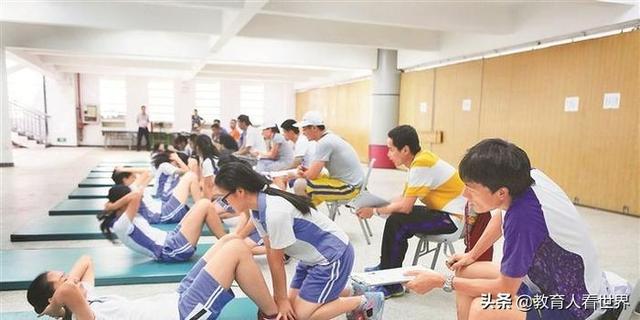 qq朋友圈怎么設(shè)置三天，qq朋友圈怎么設(shè)置權(quán)限半年？