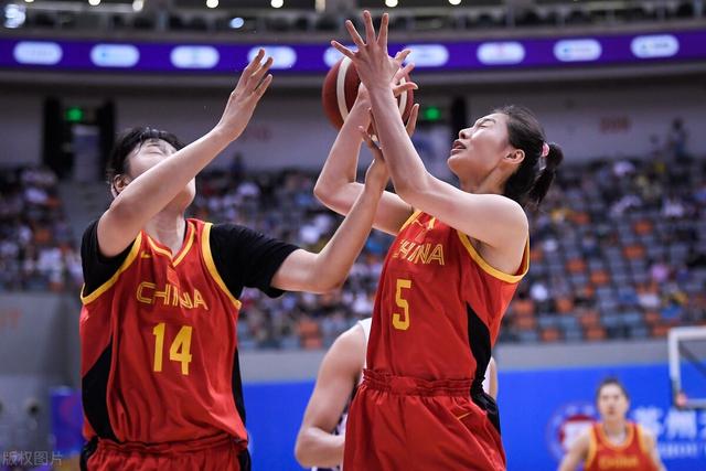 中國(guó)女籃今晚比賽直播視頻，最新女籃比賽直播？