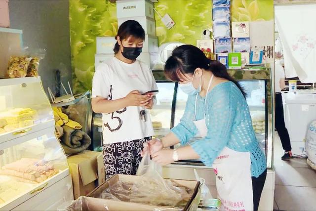 蛋糕發(fā)朋友圈文案短句，賣蛋糕發(fā)朋友圈配文字？