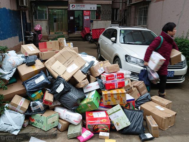 網(wǎng)購(gòu)的好處和壞處英語(yǔ)作文80字（網(wǎng)購(gòu)的好處英語(yǔ)作文80字）