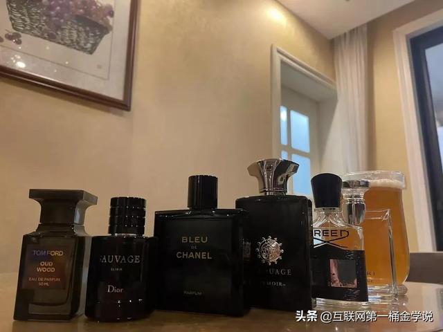 現(xiàn)在抖音做什么類型最賺錢呢，現(xiàn)在抖音做什么類型最賺錢呢女生？