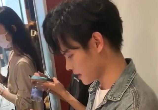 北慕在哪里直播間，北慕還在直播嗎？