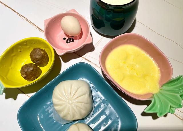 想家了發(fā)朋友圈的句子簡短圖片，想家的朋友圈段子？