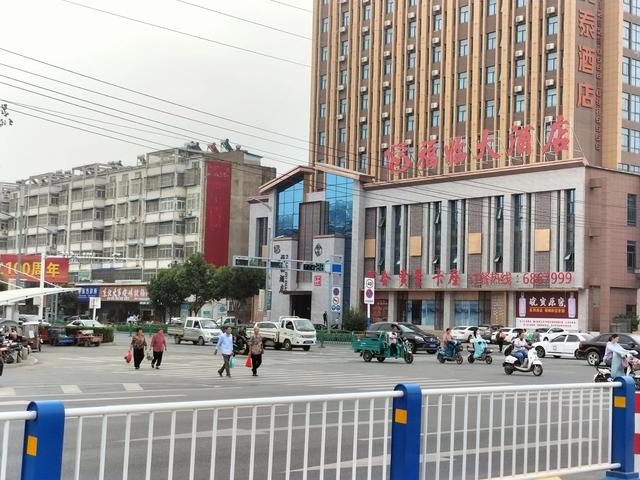 實(shí)體店怎么宣傳自己的產(chǎn)品，怎樣去實(shí)體店推銷自己產(chǎn)品？