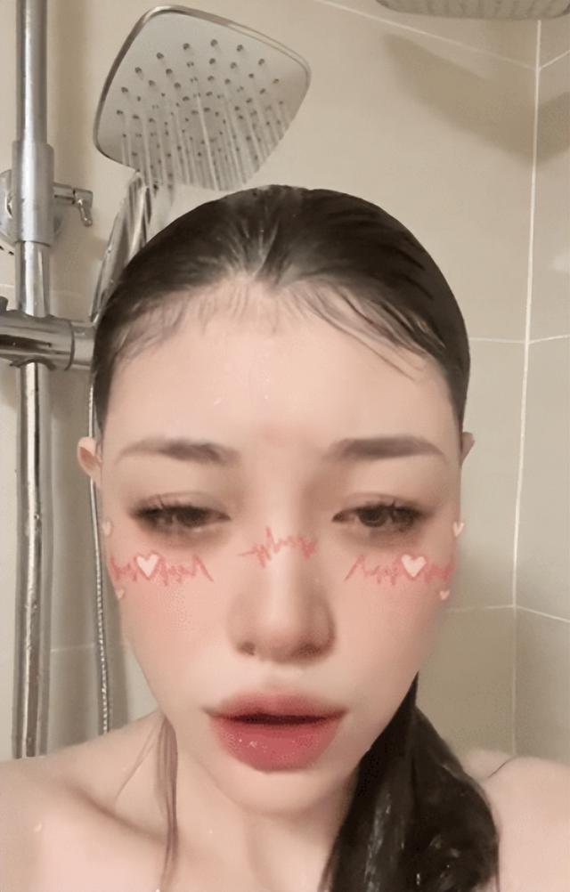 主播錄屏網(wǎng)址，抖音美女直播錄屏？