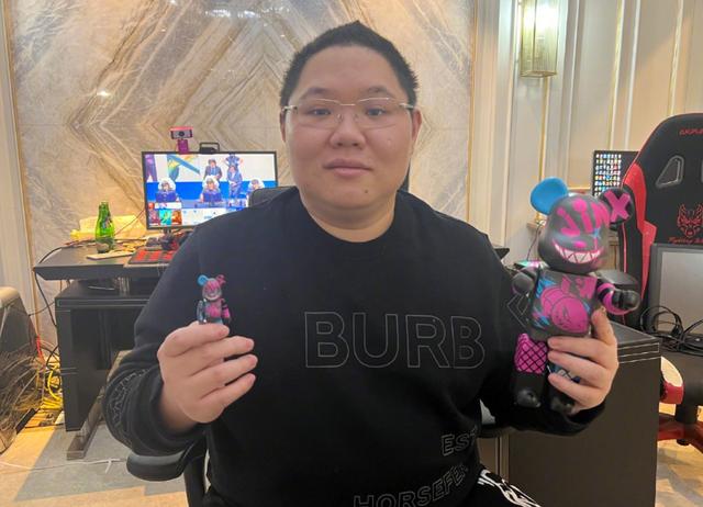 抖音網(wǎng)紅收入最高的前十名多少錢，抖音網(wǎng)紅收入最高的前十名多少錢了？