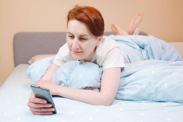 網(wǎng)購(gòu)的好處和壞處英語(yǔ)作文80字（網(wǎng)購(gòu)的好處英語(yǔ)作文80字）