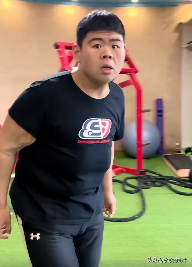 如果一個(gè)人經(jīng)?？茨愣兑糁黜?，如果一個(gè)人經(jīng)常看你抖音主頁是什么意思？