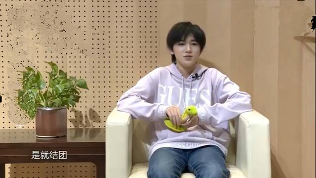 關(guān)于宋亞軒的粉絲，宋亞軒與粉絲？