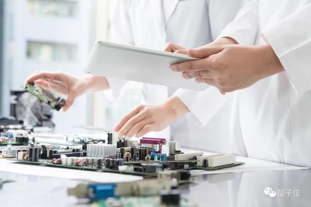 順豐快遞招聘官網(wǎng)直招，京東快遞招聘快遞員？