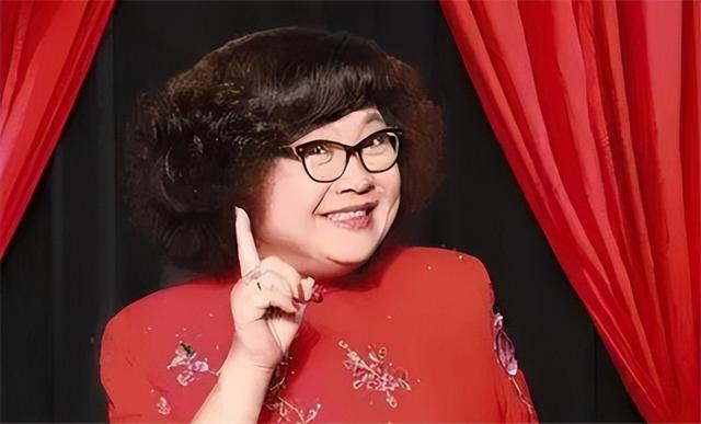 抖音網(wǎng)紅鄭心怡微博，抖音網(wǎng)紅鄭心怡微博號(hào)？