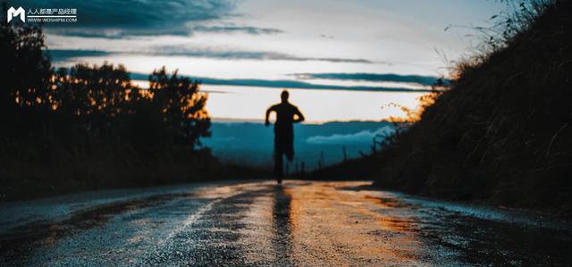 互聯(lián)網(wǎng)思維的九大思維解析是，互聯(lián)網(wǎng)思維的九大思維舉例？