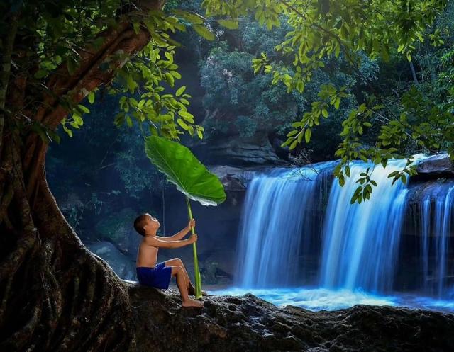 抖音很輕快的口哨音樂(lè)，抖音里面一首純音樂(lè)口哨吹的？