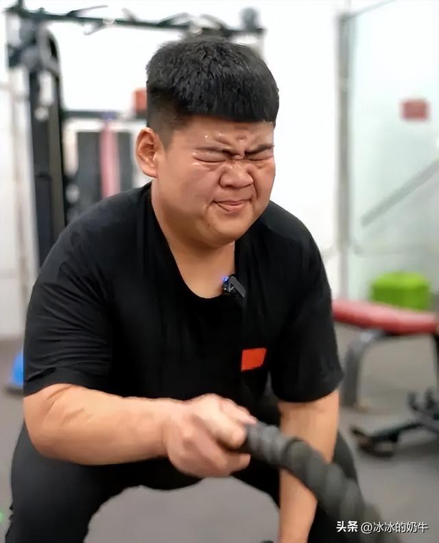 如果一個(gè)人經(jīng)?？茨愣兑糁黜摚绻粋€(gè)人經(jīng)?？茨愣兑糁黜撌鞘裁匆馑?？