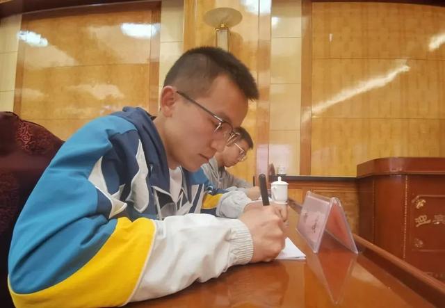 鄭州新媒體運(yùn)營(yíng)培訓(xùn)課程，新媒體運(yùn)營(yíng)培訓(xùn)課程多少錢(qián)？