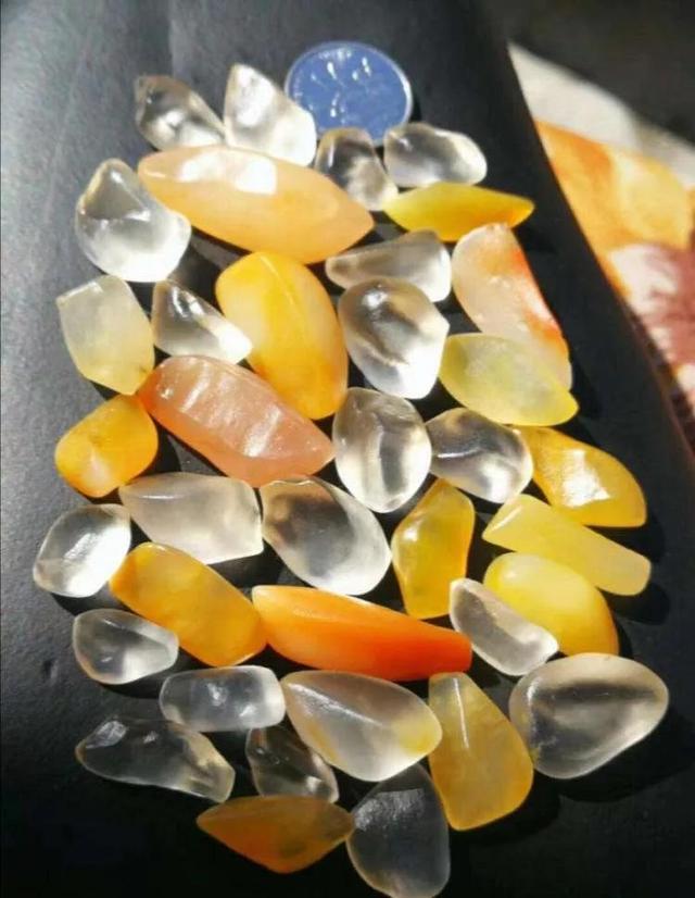 石鐵隕石多少錢一克 視頻（真正的石鐵隕石多少錢一克）