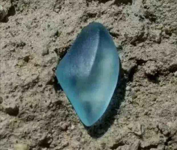 石鐵隕石多少錢一克 視頻（真正的石鐵隕石多少錢一克）