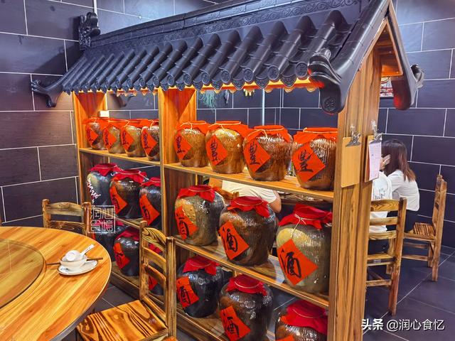 抖音吃辣椒拌飯三兄弟叫什么，抖音吃辣椒拌飯三兄弟叫什么,背景音樂(lè)？